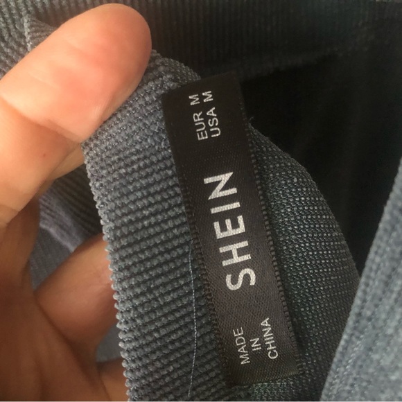 Bib Overall mini skirt a line powder blue corduroy - Picture 5 of 5